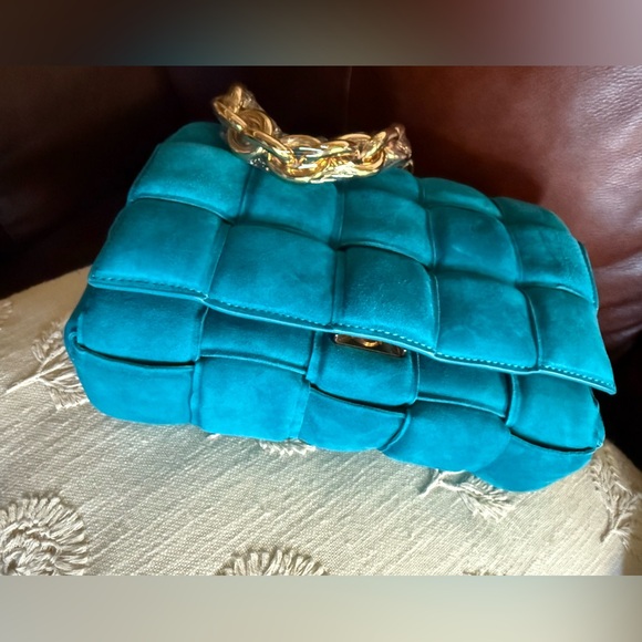 Brand New Genuine Turquoise Chain Cassette Leather Handbag - Picture 16 of 16